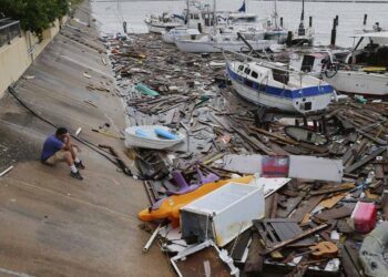 Severos daños deja ‘Hanna’  en costa sur de Texas
