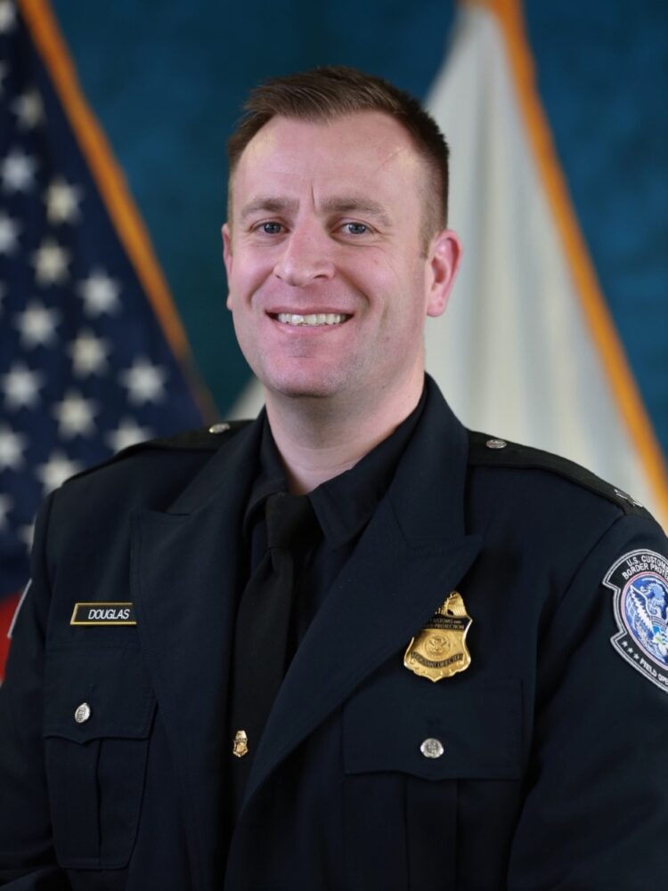 Nuevo director interino de Aduanas en Laredo, Texas