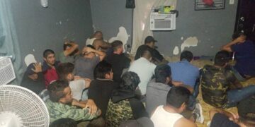 Sheriff asegura 26 indocumentados en casa de seguridad