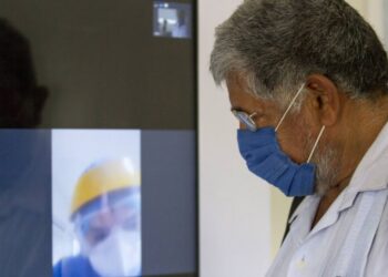 Publican criterios de regreso al trabajo para grupos de riesgo