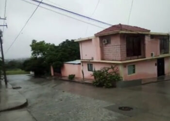 Lluvia torrencial en la capital