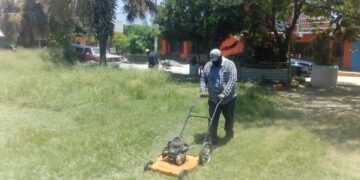 Lleva Ruben Rivera apoyos a colonias de Victoria