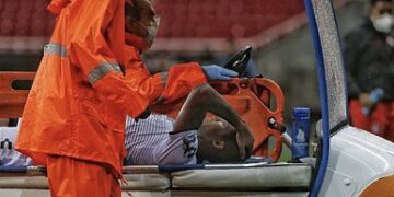 Renato Ibarra, con esguince en la rodilla; tres semanas fuera