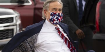 Cubrebocas obligatorio en Texas ordena gobernador Greg Abboutt