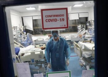 La pandemia “será una gran ola, va a subir y bajar un poco; lo mejor es aplanarla” OMS