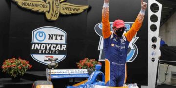 Tras 12 años, neozelandés Dixon gana 500 millas de Indianápolis