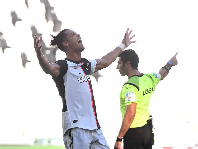 Victoria redonda de la Juve 4-1 a Torino, récord de Buffon…