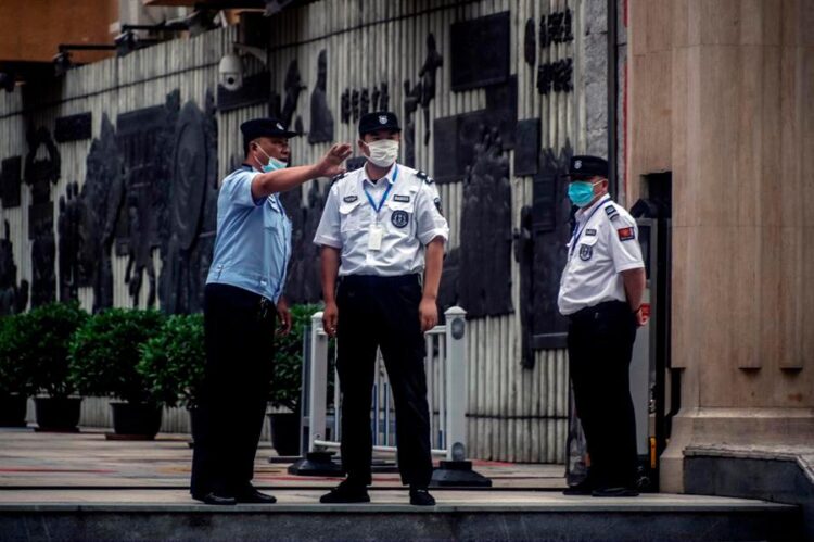 Expertos de la OMS parten hacia China para investigar los orígenes del coronavirus