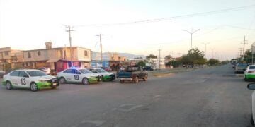 Colaboran tianguistas con medidas sanitarias ante Covid en Victoria