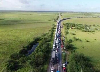 Con caravanas carreteras sorgueros de Tamaulipas exigirán precio de garantía a AMLO