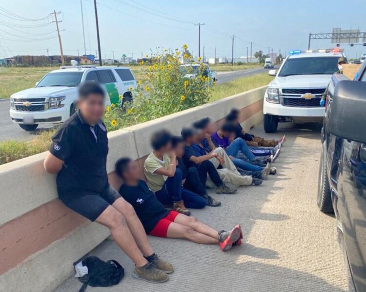 Imparable el contrabando de indocumentados a EU