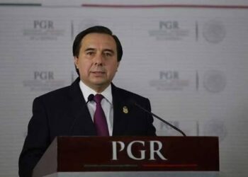 FGR ya tiene ubicado a Tomás Zerón y busca su extradición