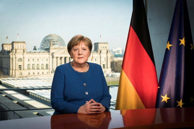 Angela Merkel cumple 66 años; más “requerida y valorada” que nunca, según medios alemanes