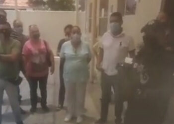 Empleados del Hospital Civil de Victoria protestan en demanda de bono