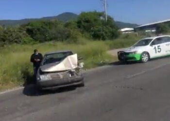 Un herido, saldo de accidente en cruce de Eje Vial y Libramiento Naciones Unidas