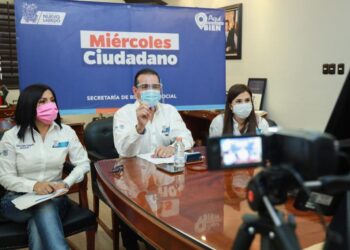 Da solución alcalde a vecinos de 4 colonias