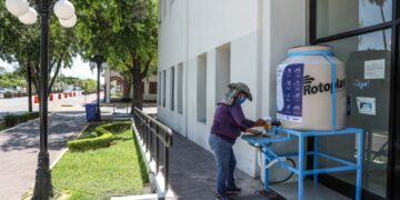 Exhorta Municipio de Nuevo Laredo a usar lavabos públicos