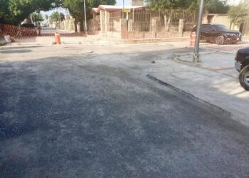 Corrigen socavón de calles Anáhuac y Río Pánuco