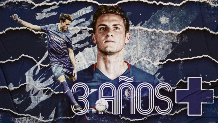 Santiago Giménez renueva contrato con el Cruz Azul