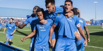 Un jugador del Fuenlabrada positivo por coronavirus, hospitalizado en A Coruña