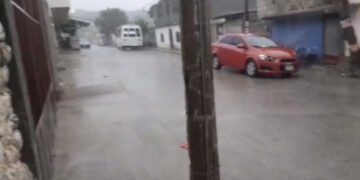 Fuerte lluvia en la capital