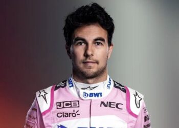 Checo Pérez sigue espectacular y culmina tercero en las segundas prácticas