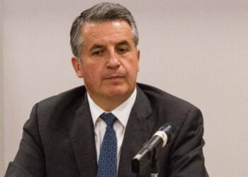 Contrae COVID-19 el director de INEGI