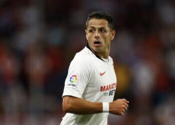 Schelotto asegura que no hay manera de reemplazar a Chicharito