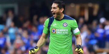 Jesús Corona vuelve a la convocatoria del Cruz Azul para el partido ante América
