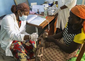 Hambre mata cerca de 10,000 niños por mes debido a la pandemia de coronavirus