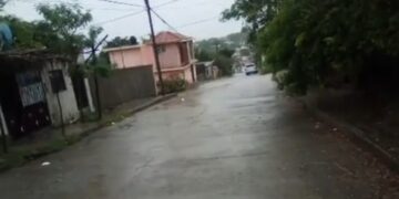 Tome sus precauciones, continuará la lluvia al menos durante este jueves.