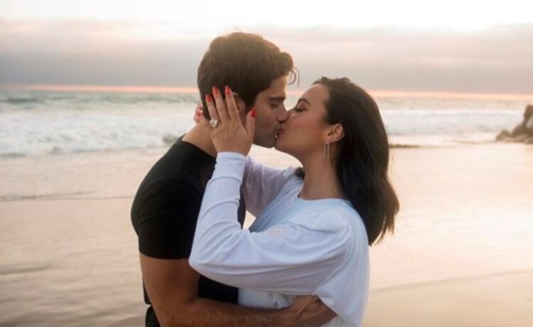 Demi Lovato y Max Ehrich se comprometen