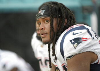 Renuncian jugadores a la NFL por miedo a coronavirus