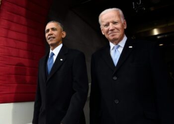 Biden y Obama critican la gestión de Trump; éste responde acusandolos de hacer un “terrible trabajo”