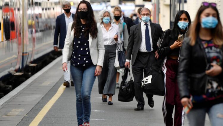 OMS reconoce que “surgen pruebas” de transmisión por el aire de covid-19