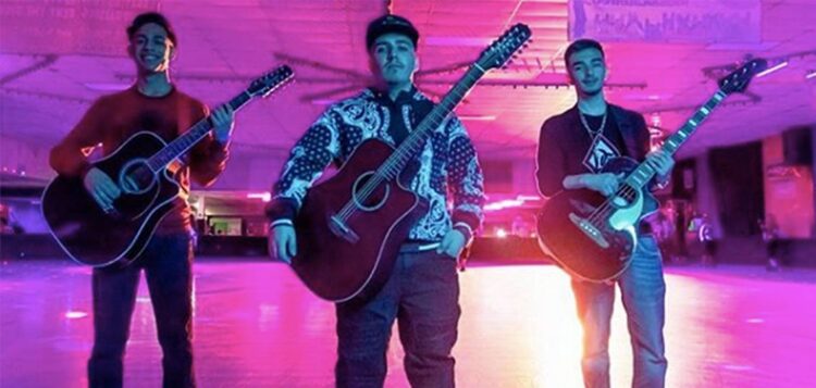 La música mexicana de Eslabón Armado destronó a Bad Bunny en Billboard