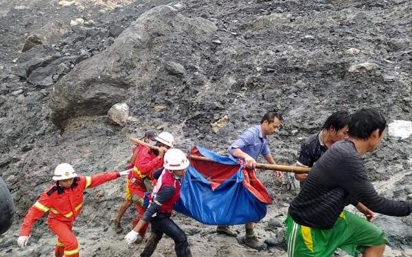 Mueren más de 100 personas tras accidente en la mina de jade más grande del mundo