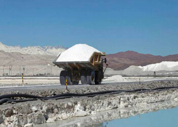 ‘Oro blanco’ Semarnat entrega propuesta a AMLO para nacionalizarlo