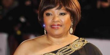 Muere Zindzi Mandela, hija menor de Nelson Mandela