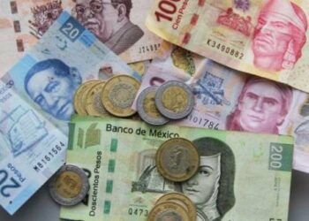Peso mexicano pierde por cuarta jornada