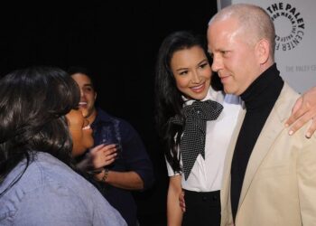Creadores de ‘Glee’ anuncian fondo universitario a hijo de Naya Rivera