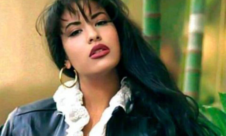 Familia de Selena exige no usar su imagen en acto electoral de Trump