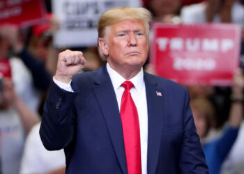 Trump sugiere postergar la elecciones en por riesgo de fradude