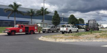 Explosión deja a tres empleados heridos