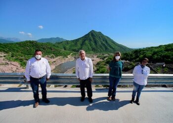López Obrador inaugura presa Los Pilares en Sonora