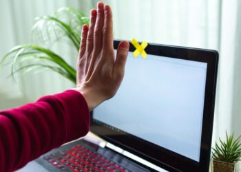 ¿Nos espían a través de la webcam?