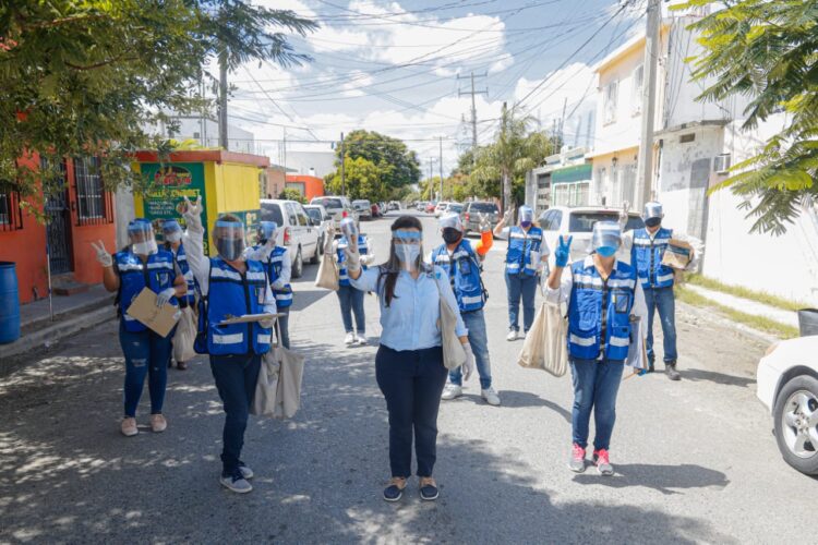 Elimina Bienestar Social  criaderos de mosquitos en colonias de N. Laredo