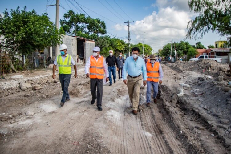 Supervisa Mario López  obras en polígonos de pobreza en Matamoros