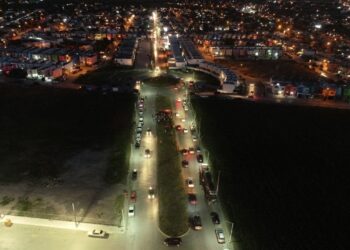 Activa Mario López luminarias led en zonas marginadas de Matamoros