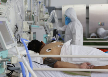 México rebasa el medio millón de casos positivos de covid-19